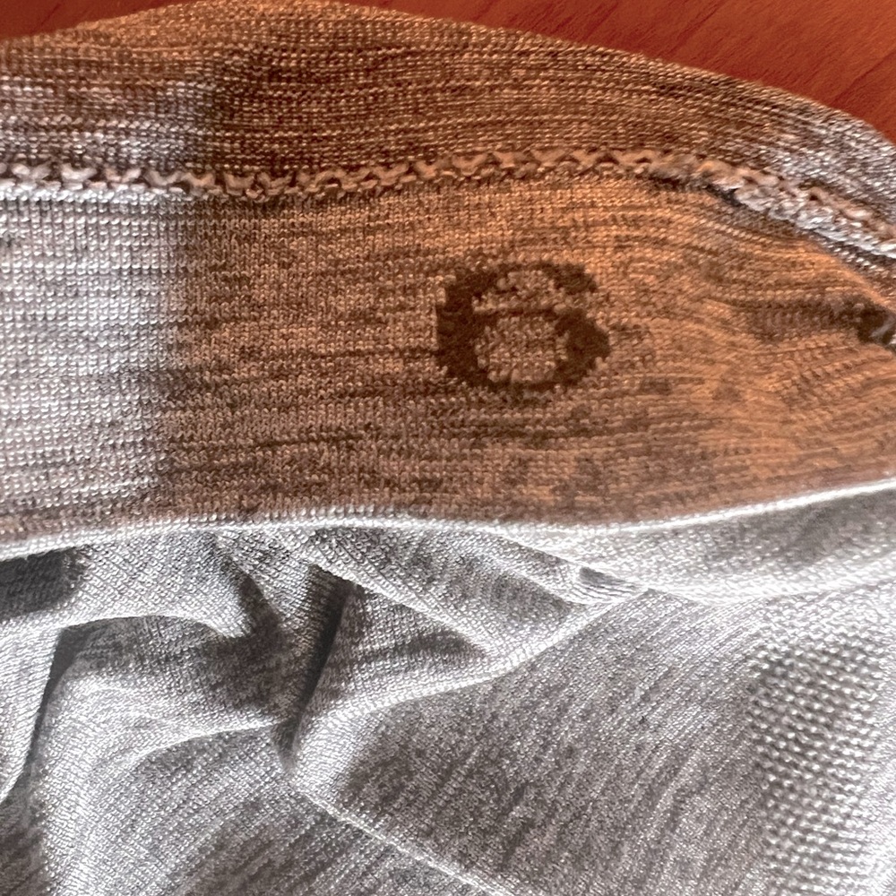 Lululemon Gray Swiftly Tech 2.0 Size 6 - image 3